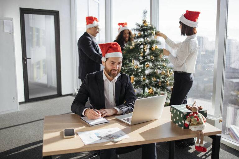 Cloud Hosting during holiday season helps accountants work seamlessly with remote access and prepare for tax season.